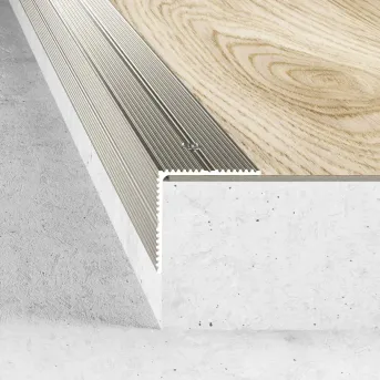 Kątownik 35 x 35 - Anoda srebro - Aluminium anodowane
