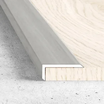 Kątownik 20 x 8 mm - dąb bielony - Aluminium w okleinie